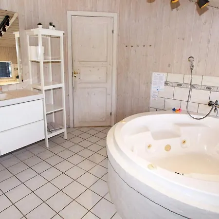 Holiday home 6 Person In